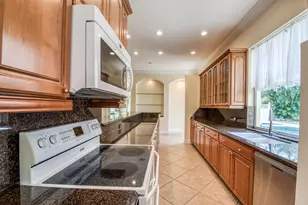 190 S Hampton Dr, Jupiter, FL 33458 - Photo 10