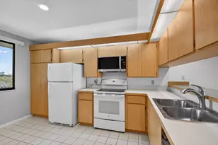 2421 Village Blvd, West Palm Beach, FL 33409 - Photo 4