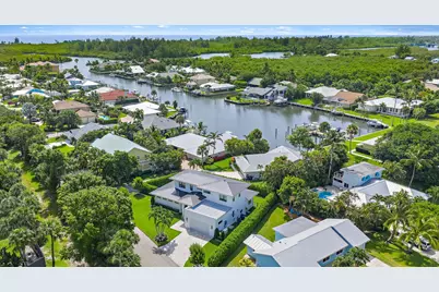 10742 SE Burgee Court, Hobe Sound, FL 33455 - Photo 2