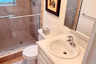4031 N Cypress Dr, Pompano Beach, FL 33069 - Photo 12