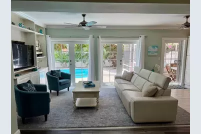 908 SE 10th, Deerfield Beach, FL 33441 - Photo 4