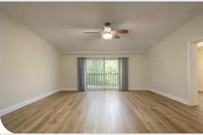 1100 S Crestwood Ct S #1109, Royal Palm Beach, FL 33411 - Photo 2