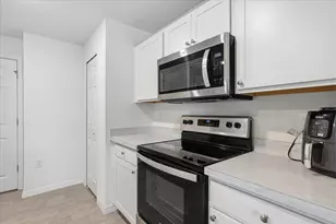 542 Mimosa St SW, Palm Bay, FL 32908 - Photo 14
