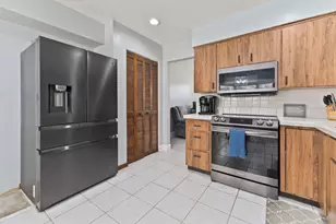 791 SE River Ct, Port Saint Lucie, FL 34983 - Photo 14