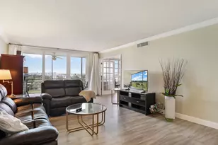 2671 S Course Dr, Pompano Beach, FL 33069 - Photo 4