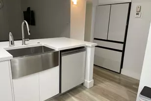 250 NE 20th St, Boca Raton, FL 33431 - Photo 2