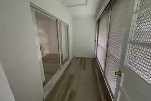 250 NE 20th St, Boca Raton, FL 33431 - Photo 14