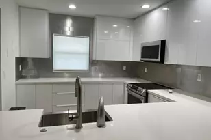 250 NE 20th St, Boca Raton, FL 33431 - Photo 6