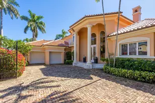 4 Isla Bahia Dr, Fort Lauderdale, FL 33316 - Photo 2