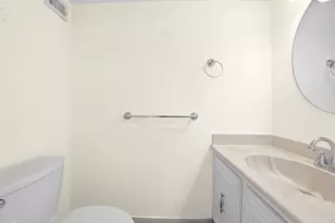 1000 Parkview Dr, Hallandale Beach, FL 33009 - Photo 16