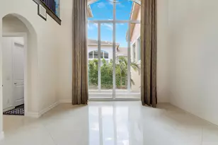 167 Rosalia Ct S, Jupiter, FL 33478 - Photo 8