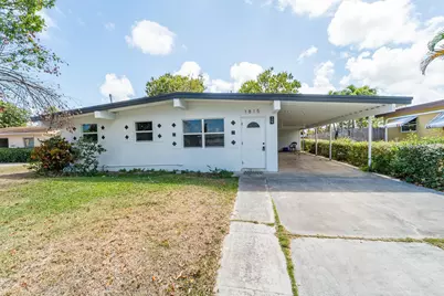 1815 Hillcrest Drive, Lake Worth Beach, FL 33461 - Photo 2