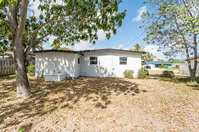 1815 Hillcrest Drive, Lake Worth Beach, FL 33461 - Photo 20