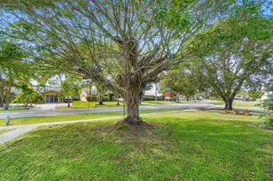 4300 Brooks Ave, West Palm Beach, FL 33407 - Photo 38
