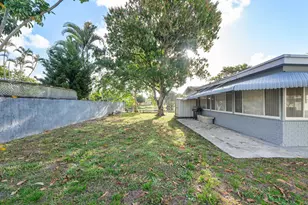 5020 SW 11th St, Margate, FL 33068 - Photo 32