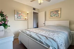 317 Knotty Pine Cir, Greenacres, FL 33463 - Photo 10