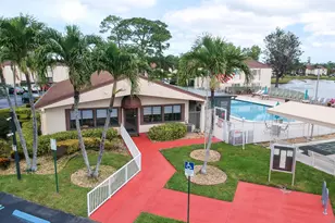 317 Knotty Pine Cir, Greenacres, FL 33463 - Photo 20