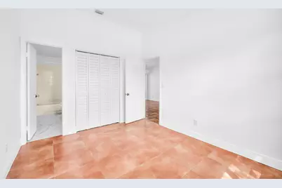 1010 NE 16th Street NE, Fort Lauderdale, FL 33304 - Photo 24
