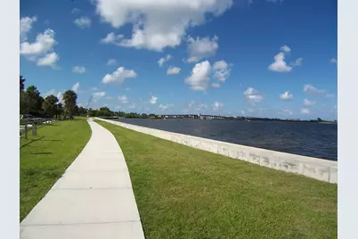 610 N Lakeside Drive, Lake Worth, FL 33460 - Photo 98