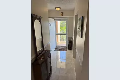 1024 SE 5th Avenue #308, Dania Beach, FL 33004 - Photo 2