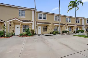 752 S W 122nd Terrace, Pembroke Pines, FL 33025 - Photo 2