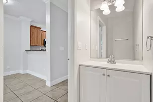 752 S W 122nd Terrace, Pembroke Pines, FL 33025 - Photo 14