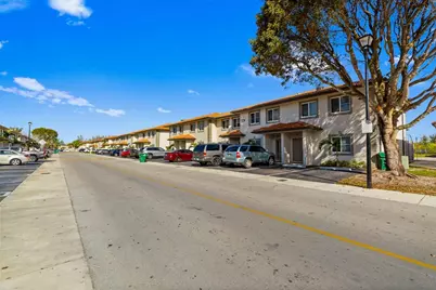 1783 NW 142nd Lane, Opa Locka, FL 33054 - Photo 2