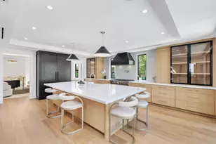 317 Greymon Dr, West Palm Beach, FL 33405 - Photo 10