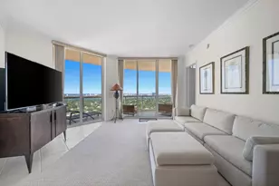 347 N New River Dr Dr E, Fort Lauderdale, FL 33301 - Photo 2