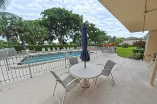 4100 Crystal Lake Dr, Pompano Beach, FL 33064 - Photo 32