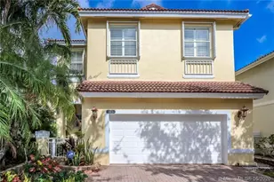 1115 Linden, Hollywood, FL 33019 - Photo 1