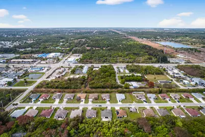 6504 Las Palmas Way, Port Saint Lucie, FL 34952 - Photo 14