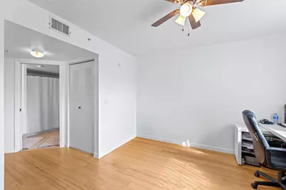 1000 Crestwood Ct Court S #1013, Royal Palm Beach, FL 33411 - Photo 16