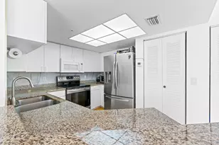 1000 Crestwood Ct Ct S, Royal Palm Beach, FL 33411 - Photo 8