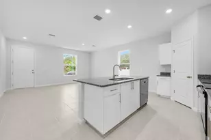 3344 N Park Dr, Fort Pierce, FL 34982 - Photo 8