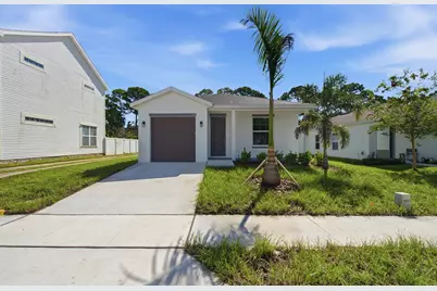 3344 N Park Drive, Fort Pierce, FL 34982 - Photo 1