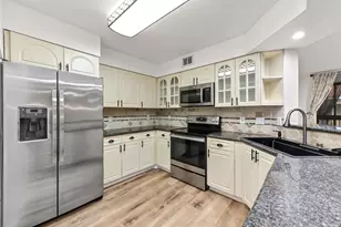 200 Scotia Dr, Hypoluxo, FL 33462 - Photo 8