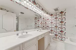 100 Royal Palm Way, Palm Beach, FL 33480 - Photo 16