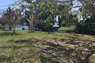 24 Golf Dr, Port Saint Lucie, FL 34952 - Photo 4