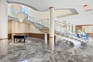 5401 Collins Ave, Miami Beach, FL 33140 - Photo 24