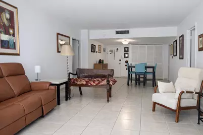 5401 Collins Avenue #1516, Miami Beach, FL 33140 - Photo 8