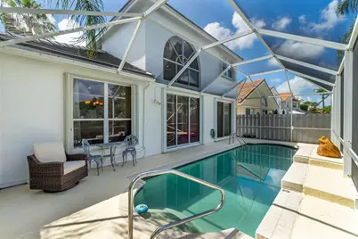 6005 Newport Village Way, Lake Worth, FL 33463 - Photo 38