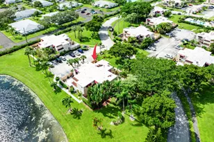 3900 Village Dr, Delray Beach, FL 33445 - Photo 38