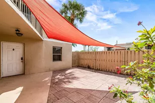 3900 Village Dr, Delray Beach, FL 33445 - Photo 8