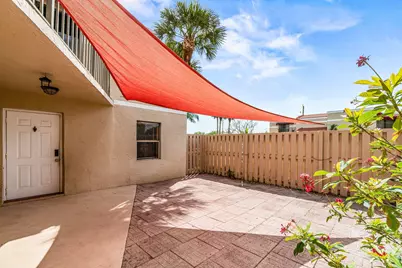 3900 Village Drive #D, Delray Beach, FL 33445 - Photo 8