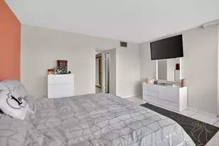 1690 NE 191st St, Miami, FL 33179 - Photo 52