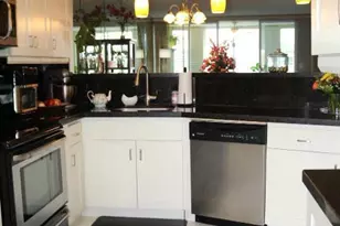 1690 NE 191st St, Miami, FL 33179 - Photo 22