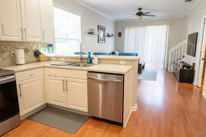 5463 Queenship Court, Greenacres, FL 33463 - Photo 12