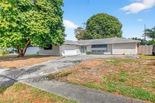 320 Riverdale, Palm Springs, FL 33461 - Photo 1