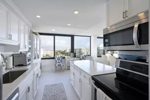3589 S Ocean Blvd, South Palm Beach, FL 33480 - Photo 2